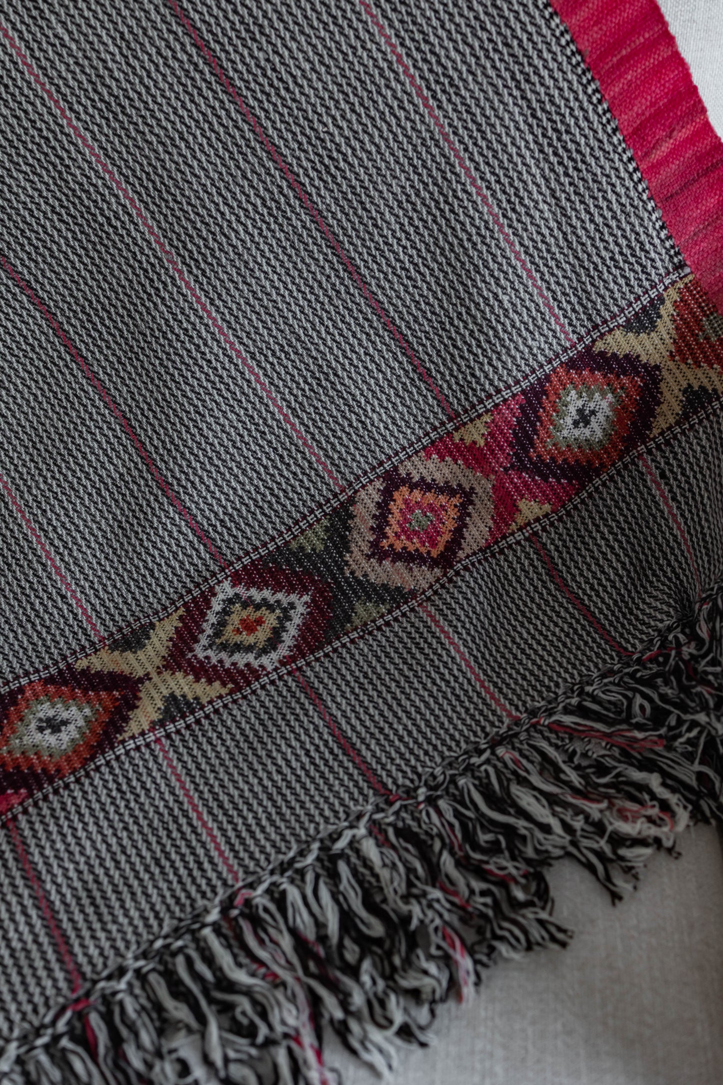 Houndstooth Throw