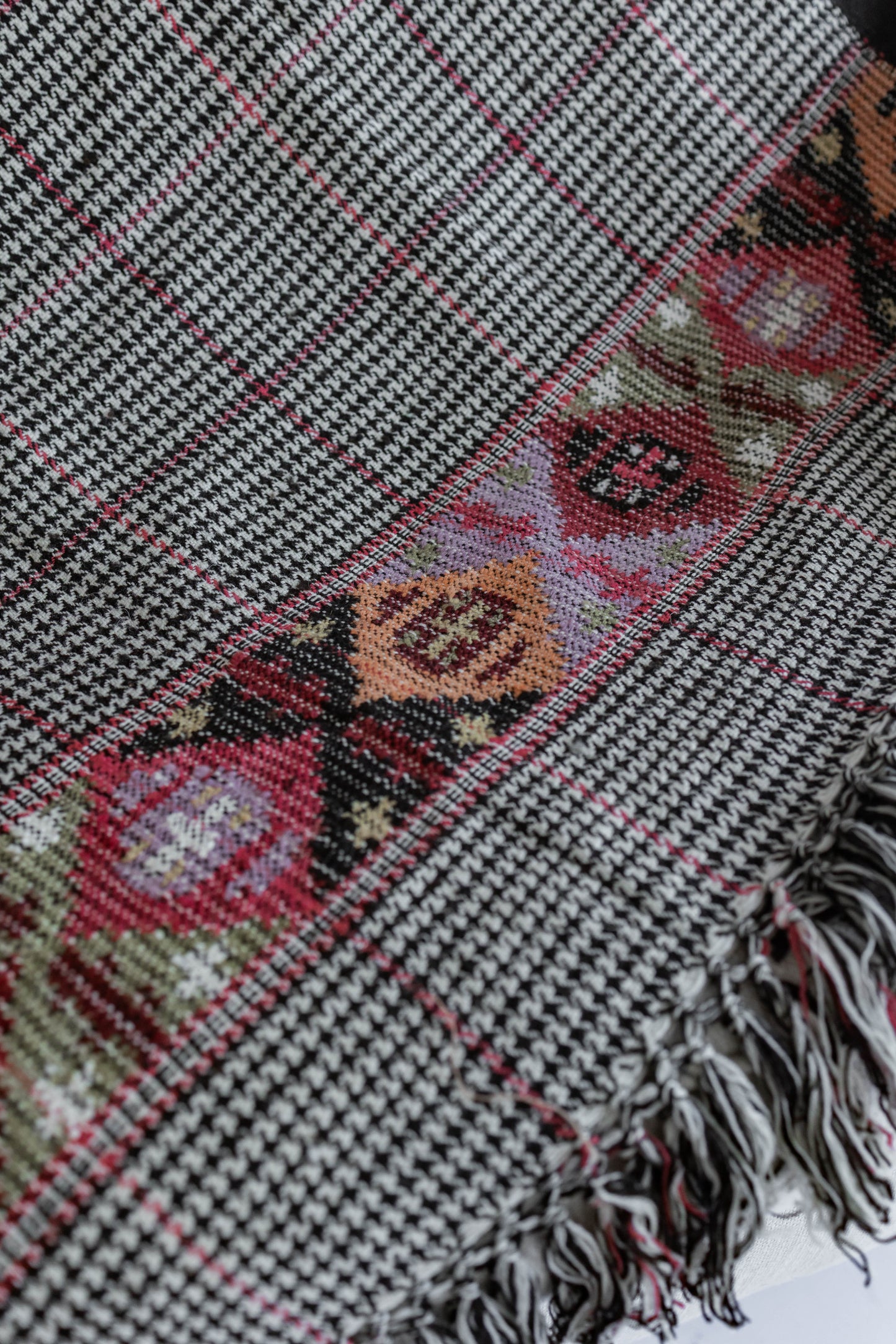 Houndstooth Throw