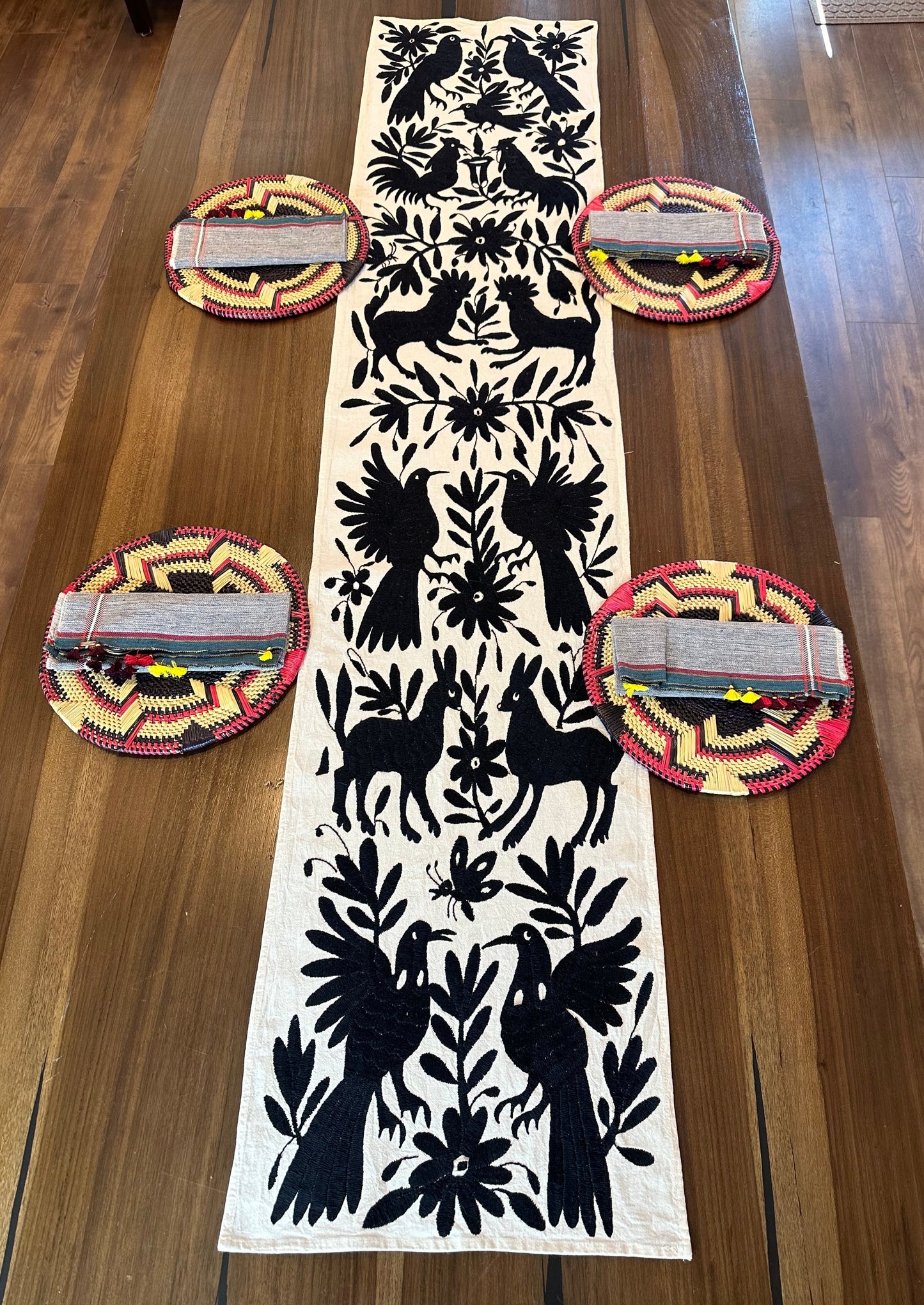 Otomi Embroidered Table Runner Bold Black