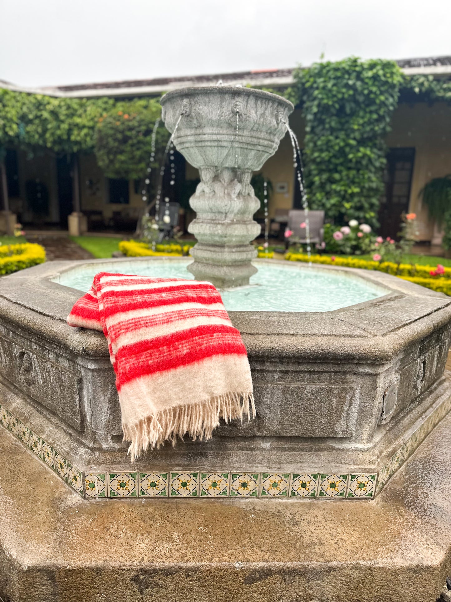 Candy Cane Momo Blanket