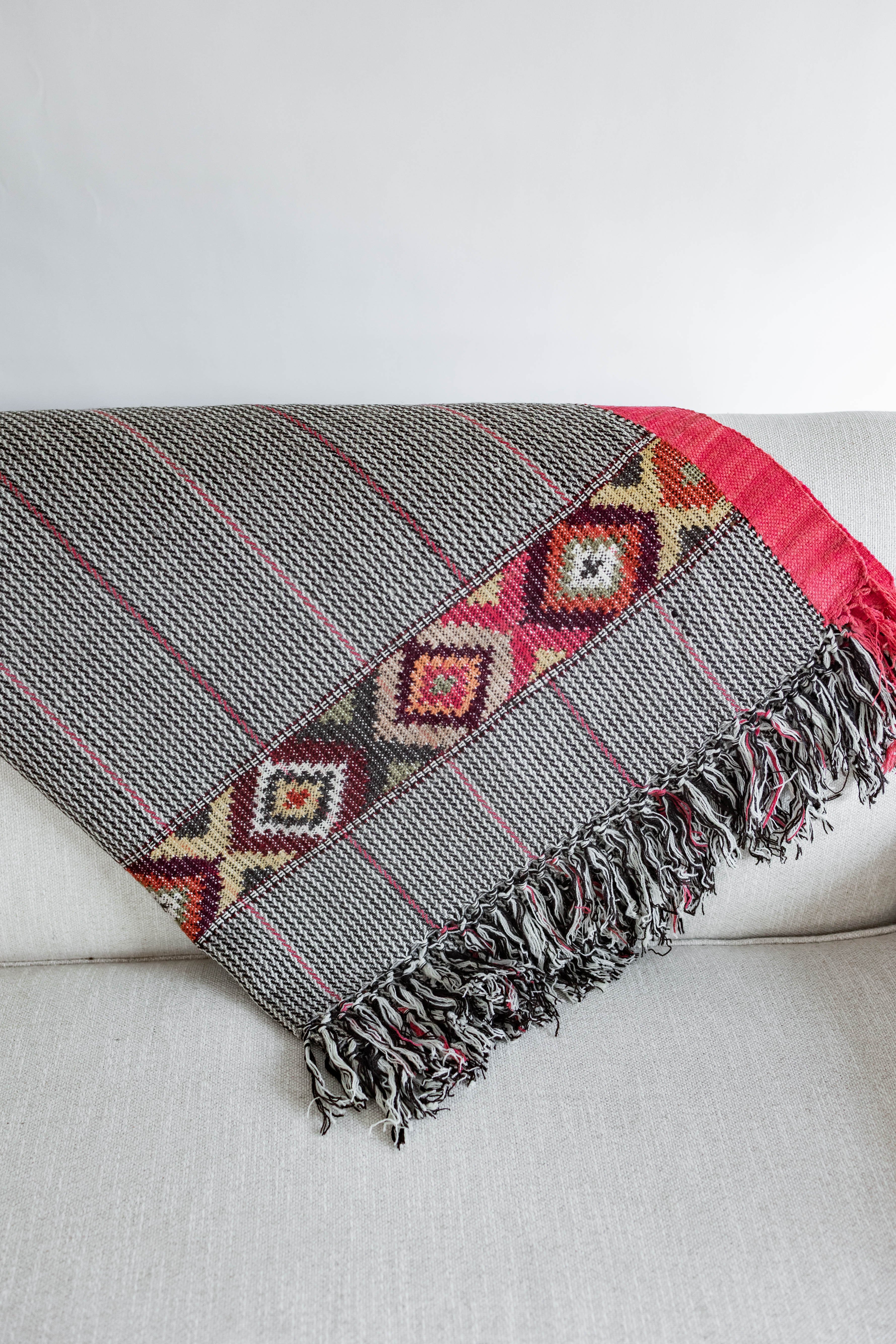 Houndstooth Throw