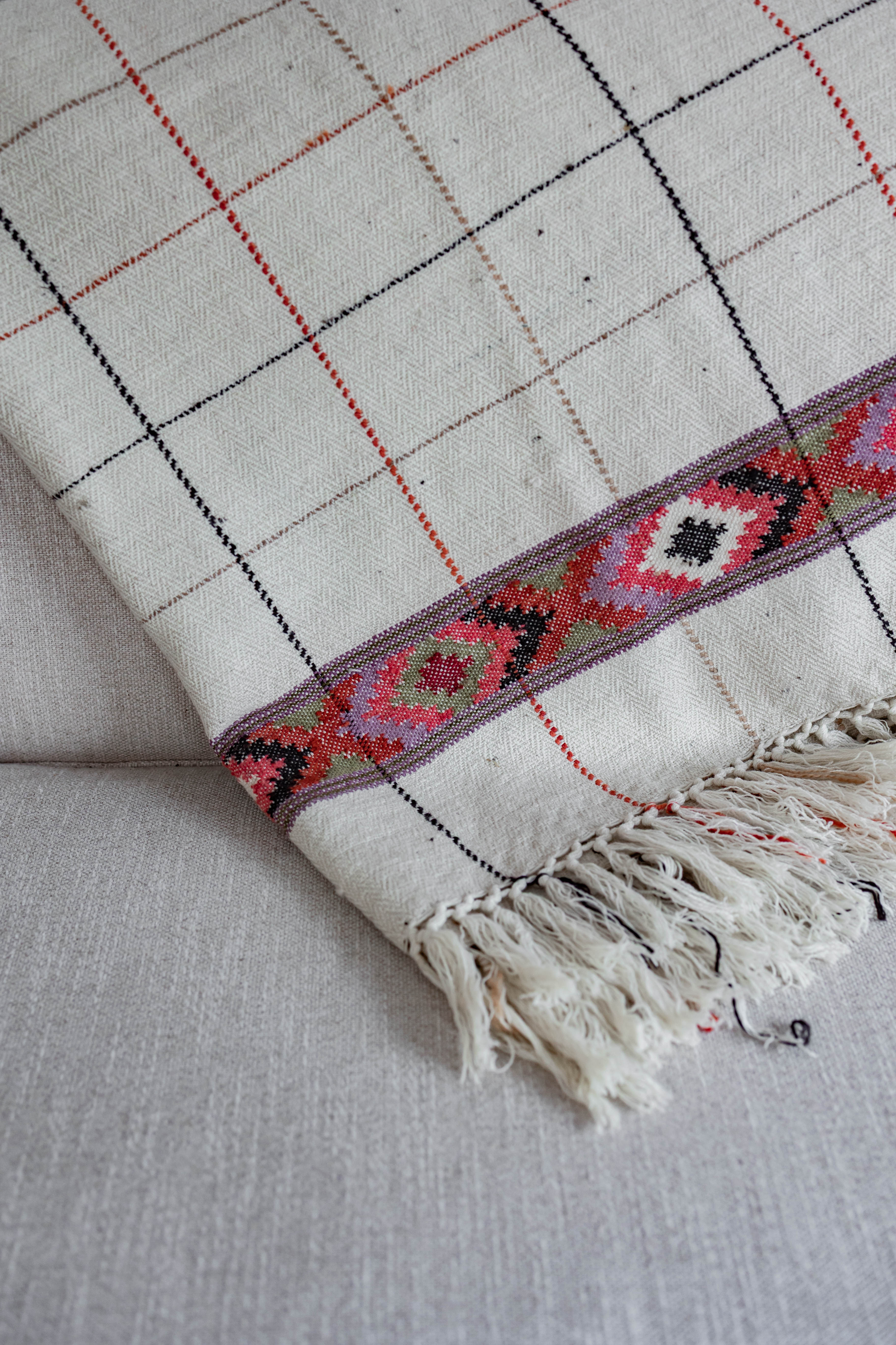 Windowpane Plaid Throw