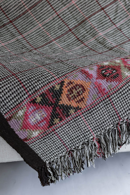 Houndstooth Throw