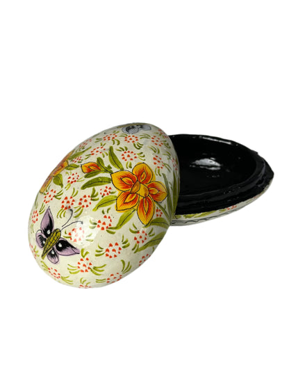 Papier Maché Egg 4"