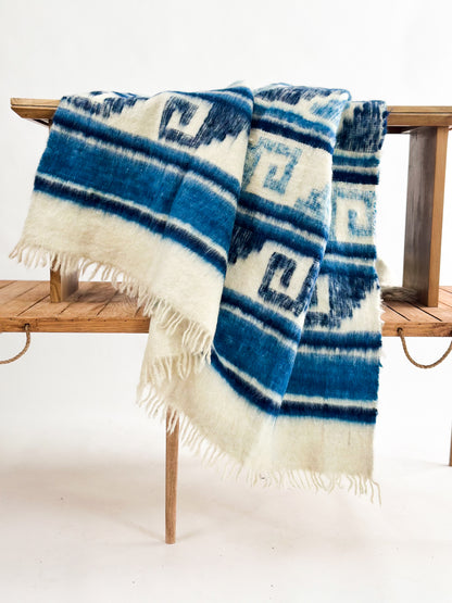 Greco Momo Blanket