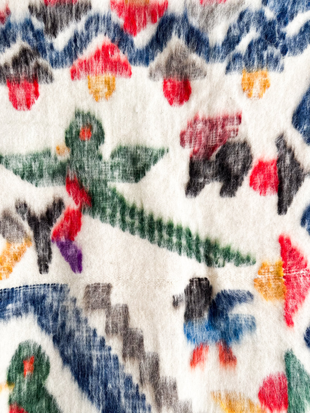 Quetzal Momo Blanket