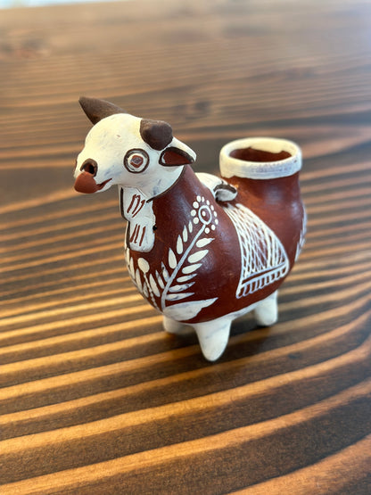 Quinua Peruvian Llama Bud Vase