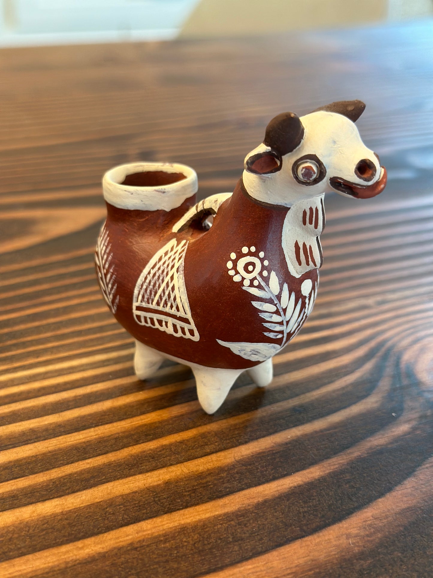 Quinua Peruvian Llama Bud Vase