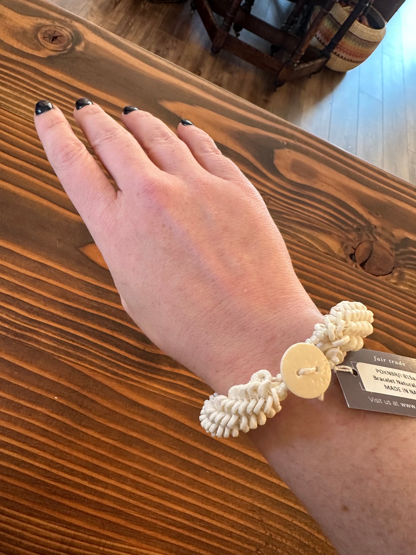 Ostriche Eggshell Twist Bracelet