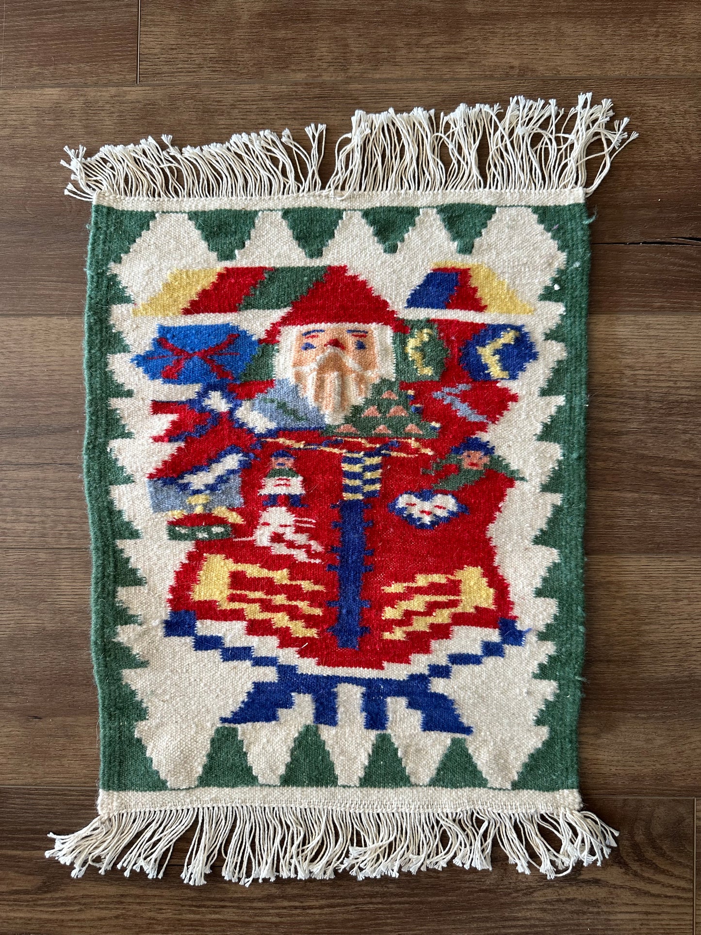 Santa Claus Mini Kilim