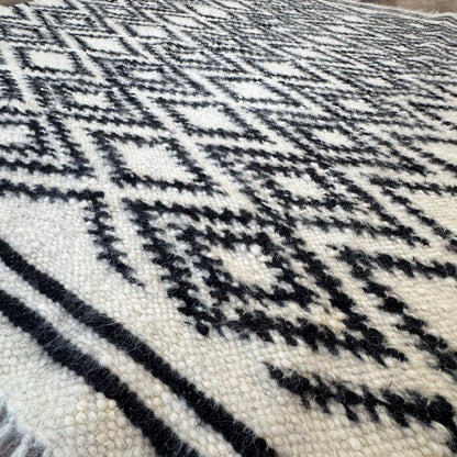 Diamond Lizhnyk Rug