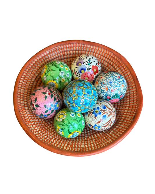 Papier-Mâché Balls