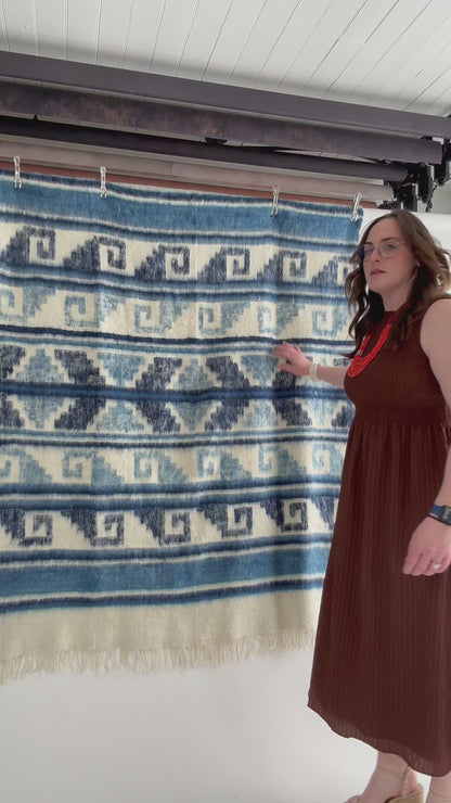 Greco Momo Blanket
